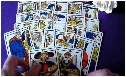 chat tarot